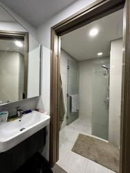 Lakeville (D22), Condominium #588662281